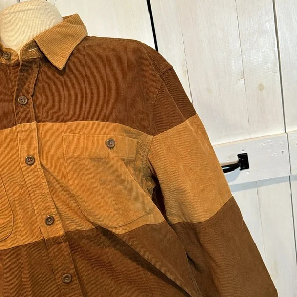 NWT J. Crew Brown Two Toned Corduroy Button Down - Picture 2 of 3